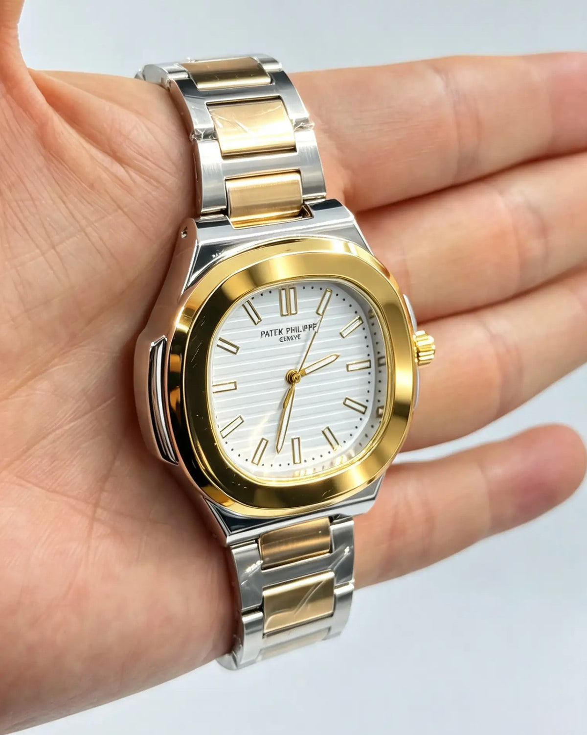 Reloj Kairos PP Nautilus - Borde Dorado